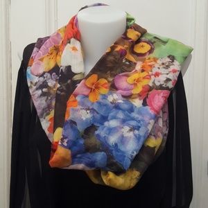 Echo Scarf 72" x 42"